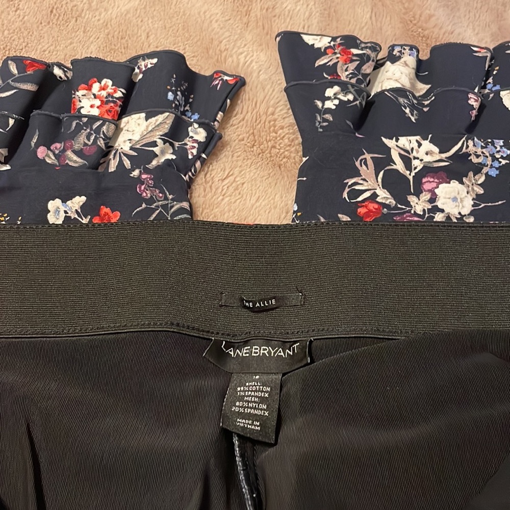Allie Capri with Ruffle - Picture 3 of 4